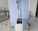 Nowoczesny sprzęt do rehabilitacji: SIS (Super Inductive System) to innowacyjne urządzenie, które pomaga w leczeniu bólu i regeneracji tkanek.