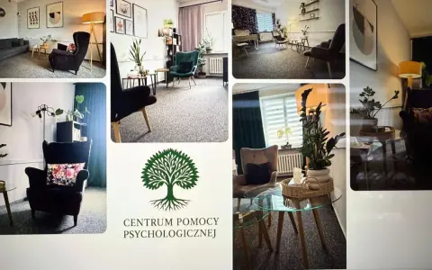 Kolaż zdjęć wnętrz gabinetów psychologicznych, z widocznymi fotelami, kanapami i roślinami.